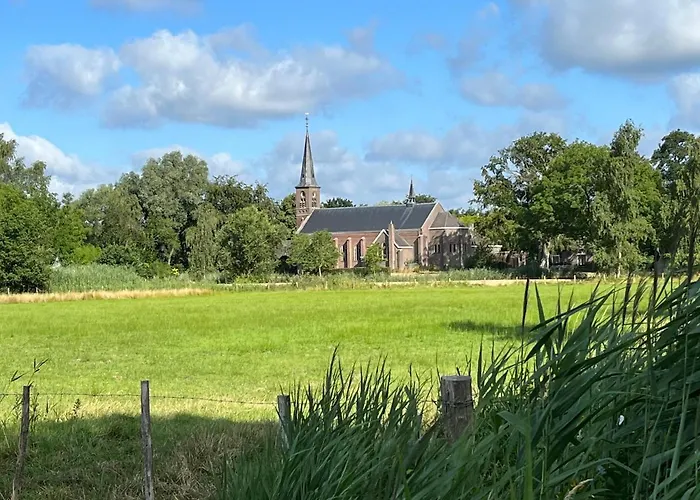 De Oude Melkfabriek Bed & Breakfast 4*