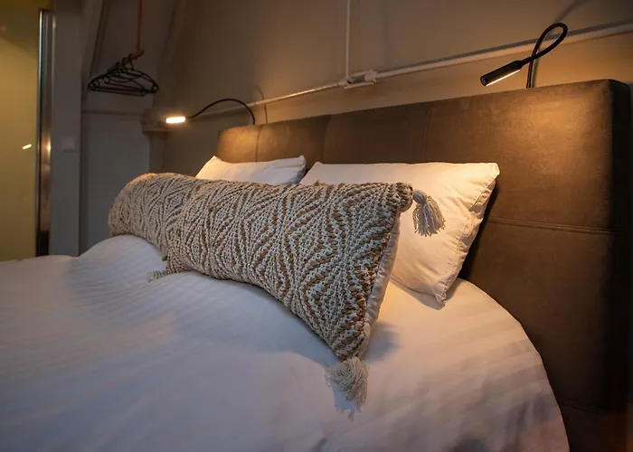 Nocleg ze śniadaniem De Oude Melkfabriek 4*